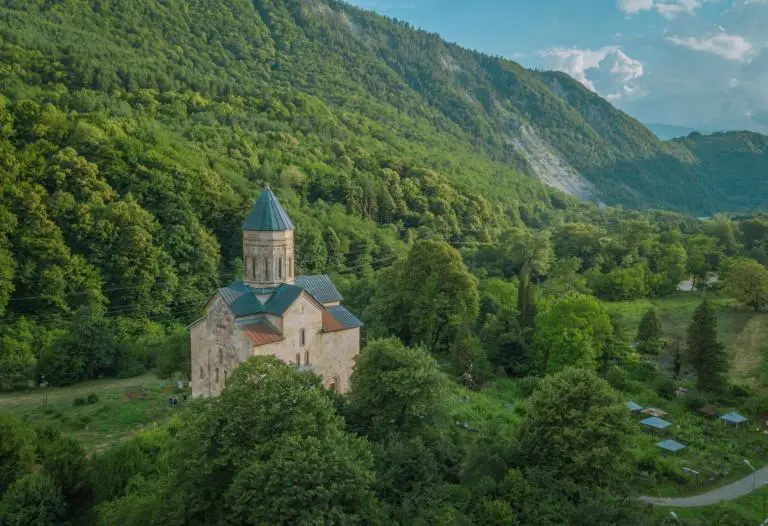 ambrolauri